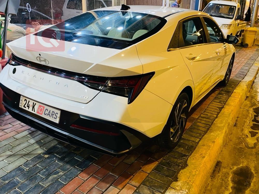 هيونداي النترا